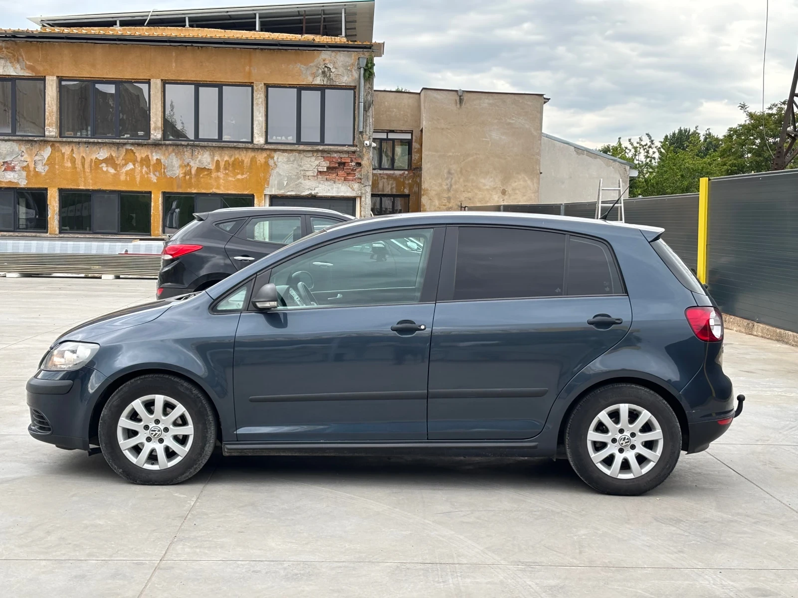 VW Golf Plus 1.9ТДИ/90коня/2007г - изображение 4
