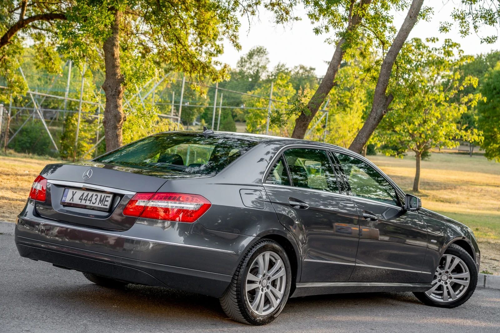 Mercedes-Benz E 220 Avantgarde - изображение 7