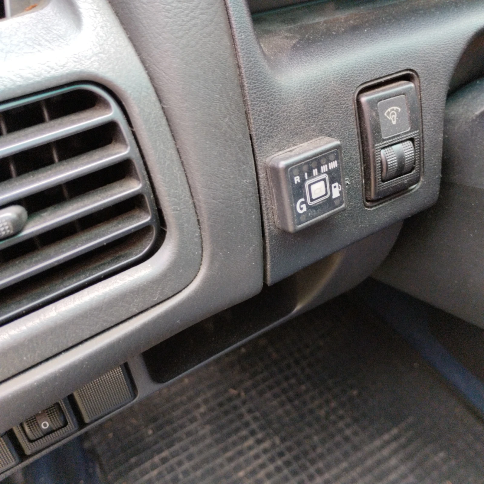 Mazda 626  - изображение 5