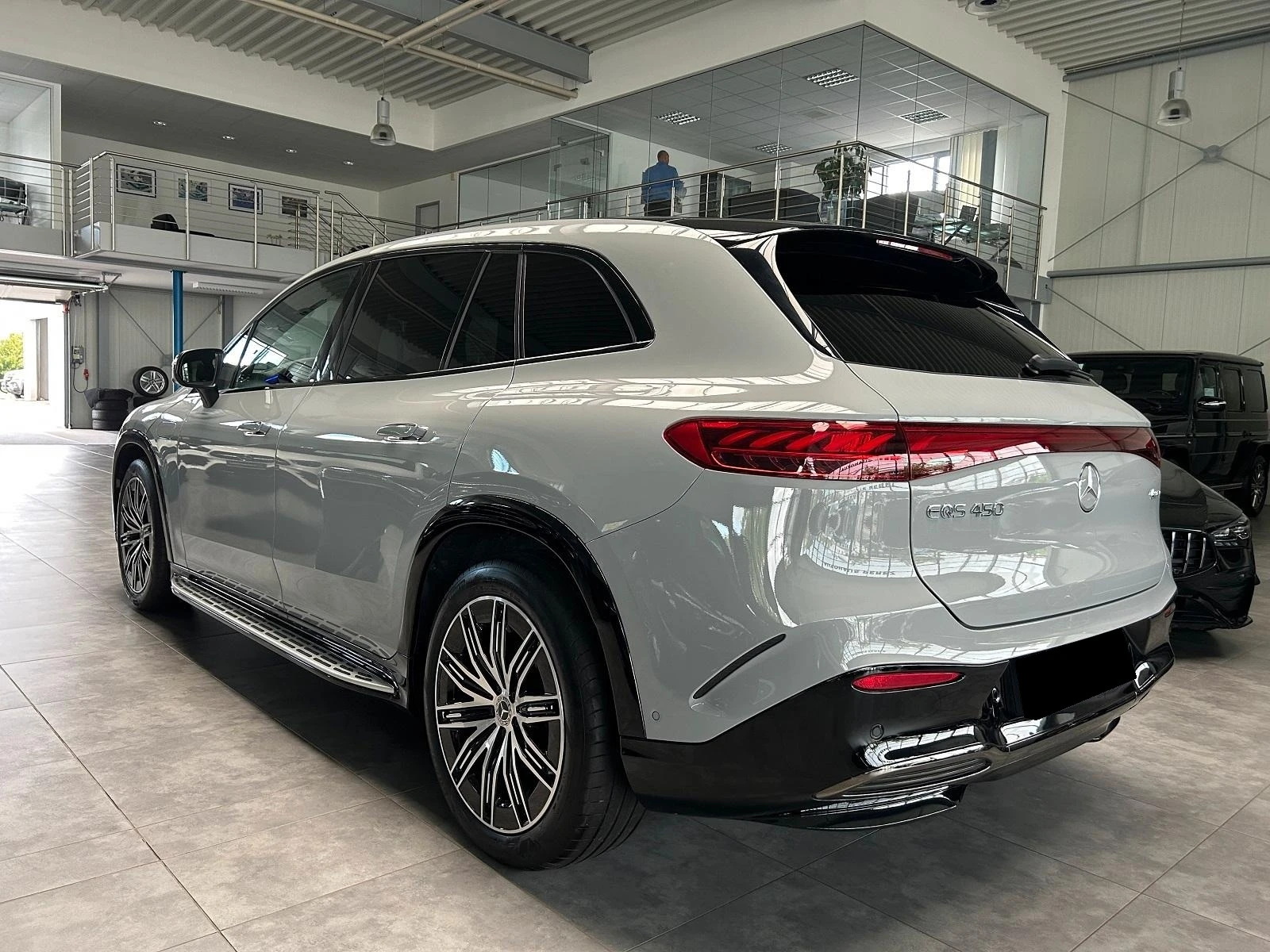 Mercedes-Benz EQS 450 SUV/AMG/4-MATIC/HYPERSCREEN/BURM/PANO/HEAD UP/ - изображение 3