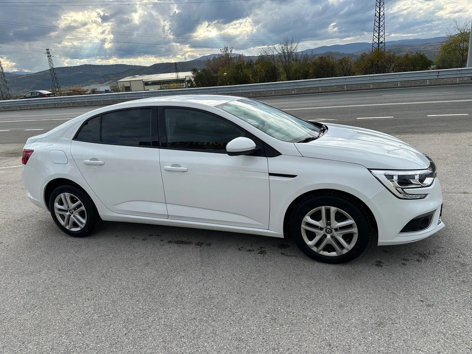 Renault Megane 1.3 TCE 140.. 84500 | Mobile.bg   1