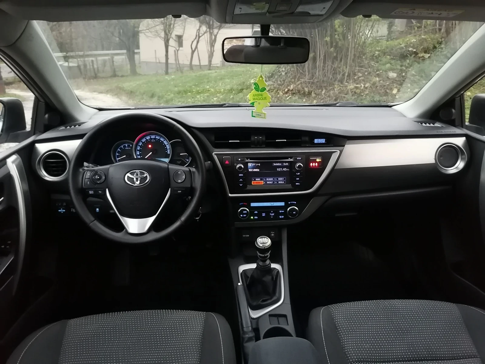 Toyota Auris 1.4 D4D | Mobile.bg � ����������� 9