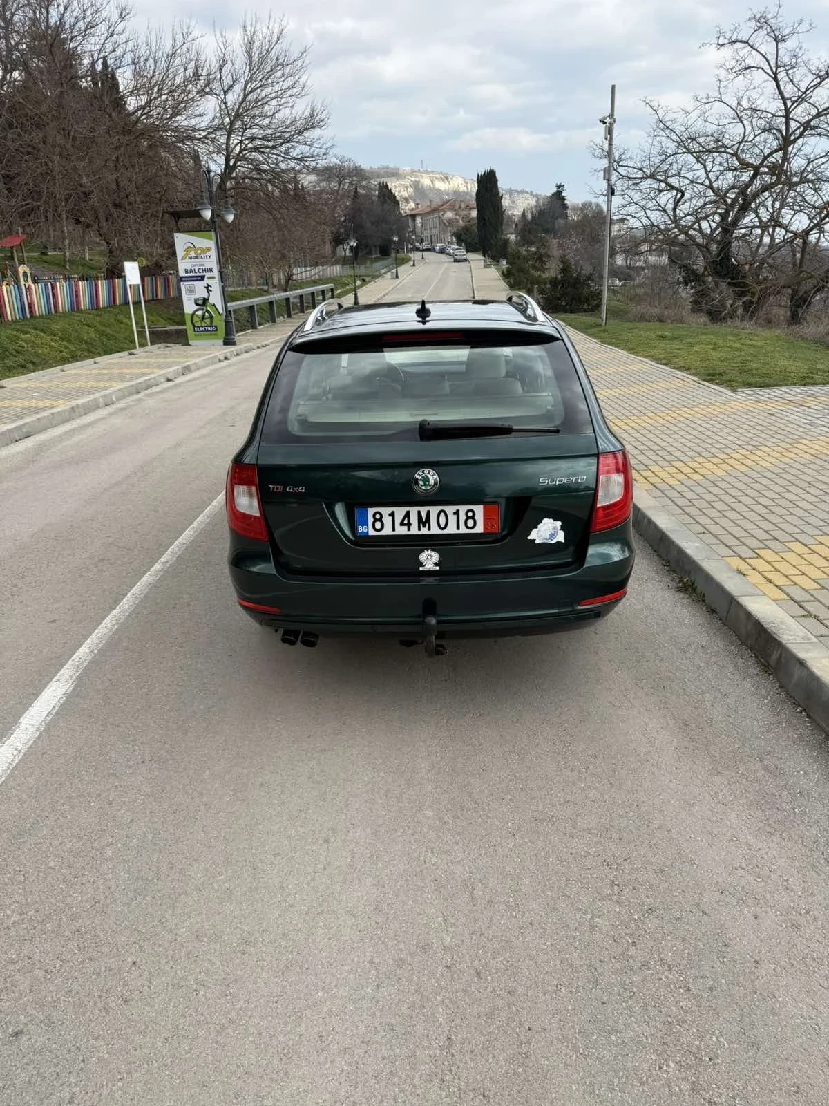 Skoda Superb 2.0 TDI 4x4, снимка 3 - Автомобили и джипове - 53862316