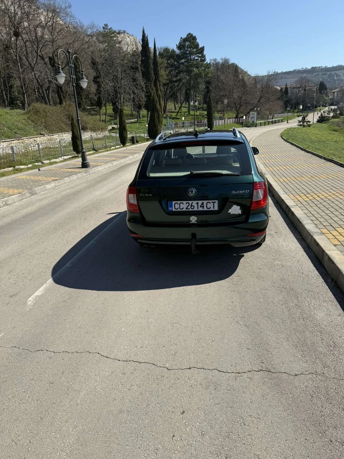 Skoda Superb 2.0 TDI 4x4, снимка 11 - Автомобили и джипове - 53862316