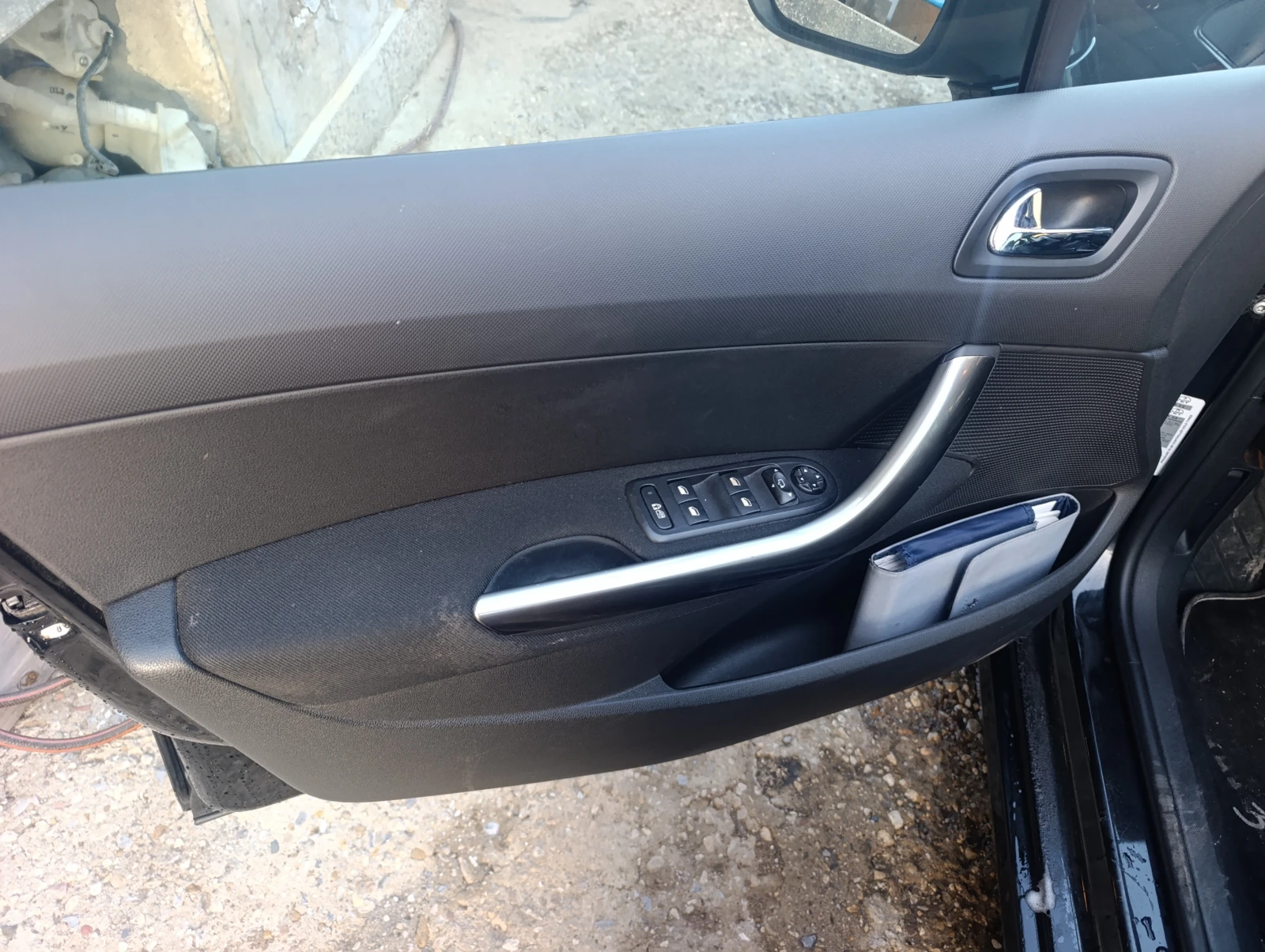 Peugeot 308 SW 1.6t 156k Навигация Панорамна , снимка 17 - Автомобили и джипове - 53868073