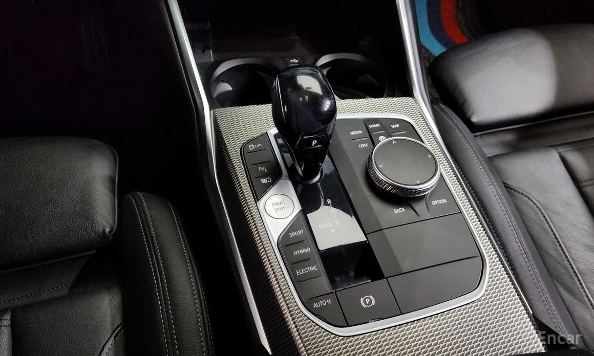 BMW 330 E* HYBRID* M* SPORT* 360КАМЕРА* LANE* ASSIST* , снимка 12 - Автомобили и джипове - 54115775