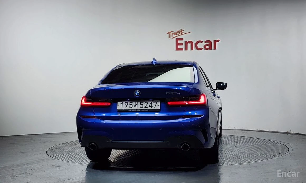 BMW 330 E* HYBRID* M* SPORT* 360КАМЕРА* LANE* ASSIST* , снимка 4 - Автомобили и джипове - 54115775