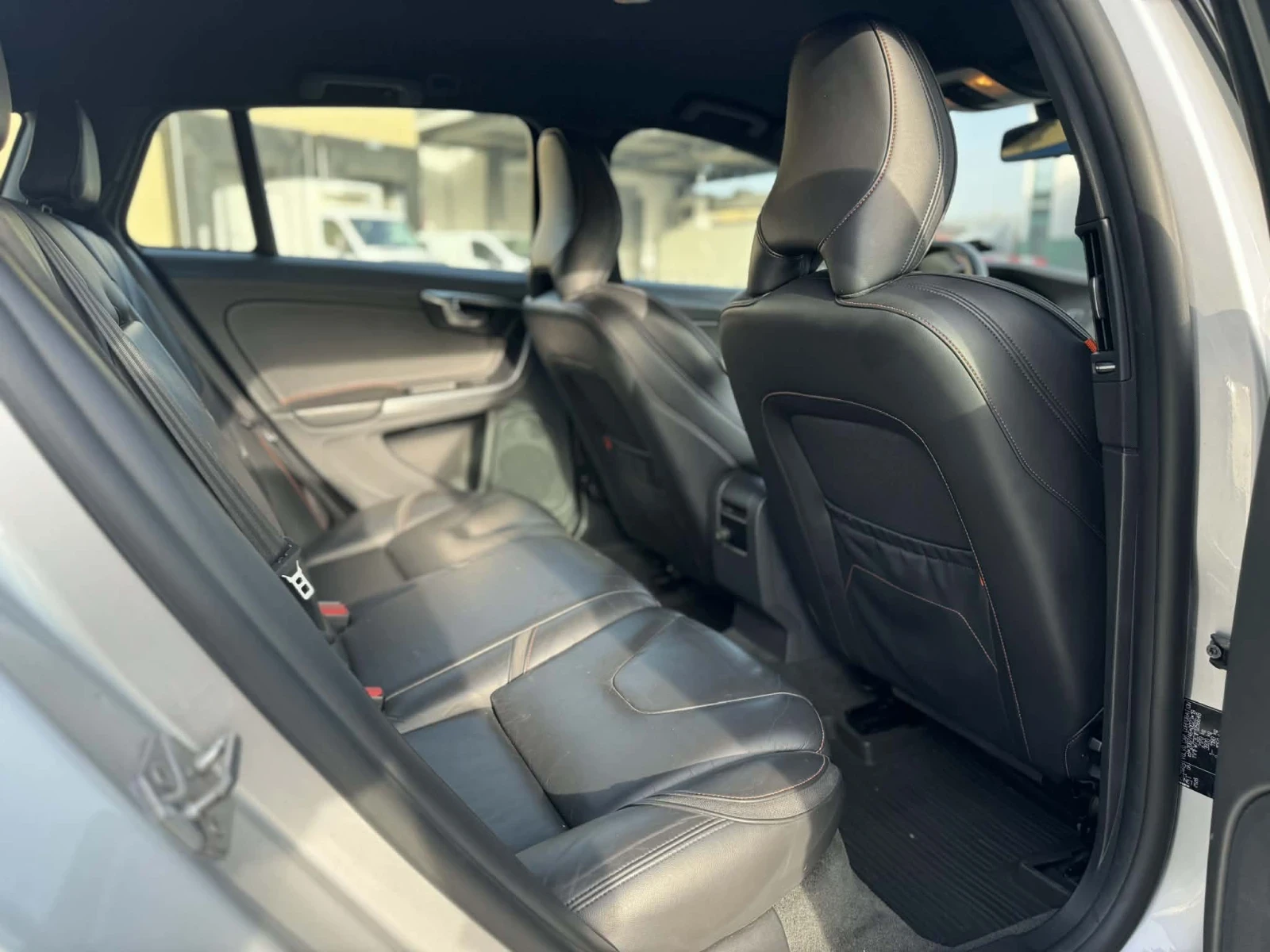 Volvo V60 OCEAN RACE , снимка 4 - Автомобили и джипове - 54155534