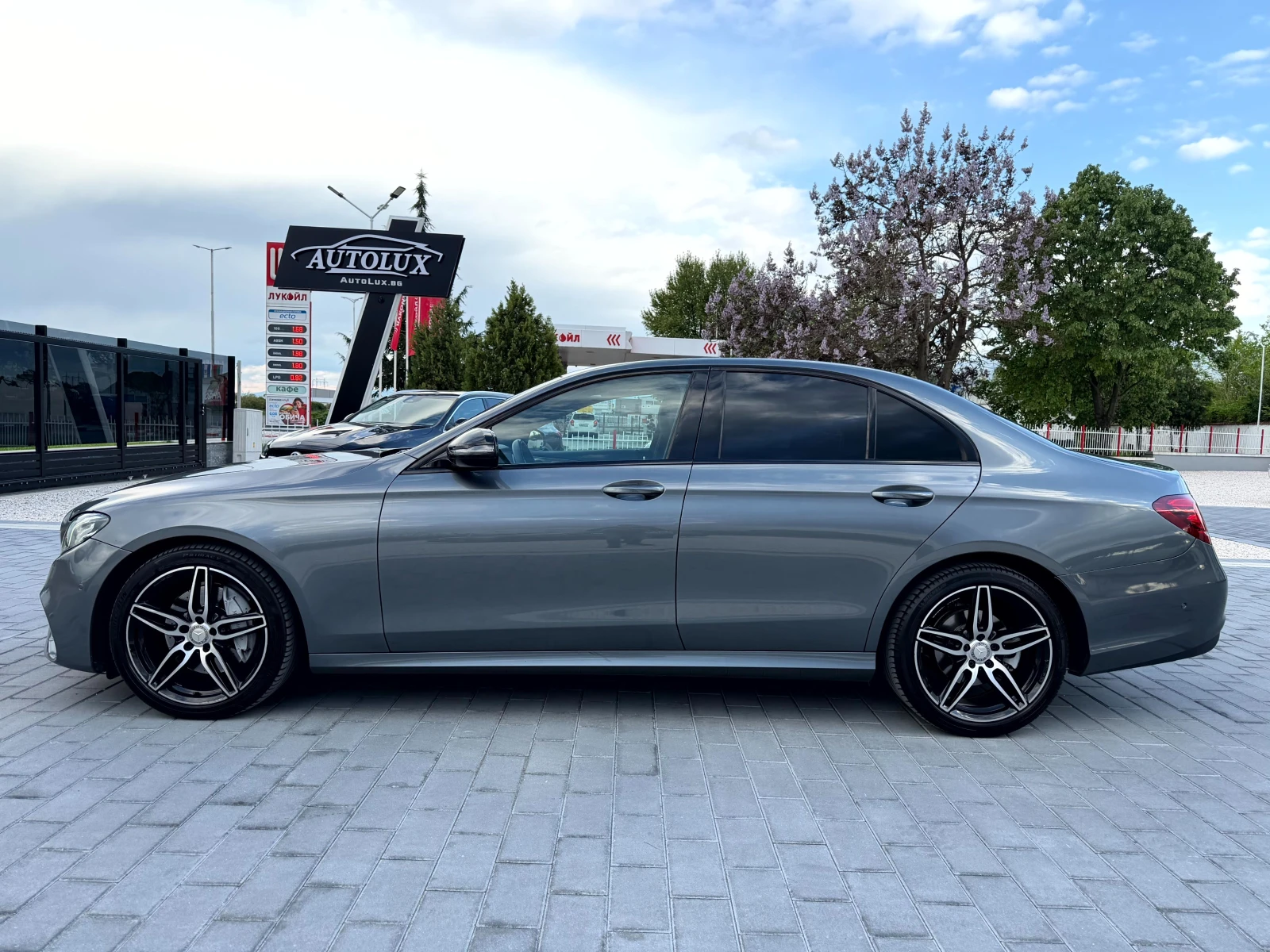 Mercedes-Benz E 220 d AMG PREMIUM* DIGITAL* HEAD-UP* ������� | Mobile.bg � ����������� 7