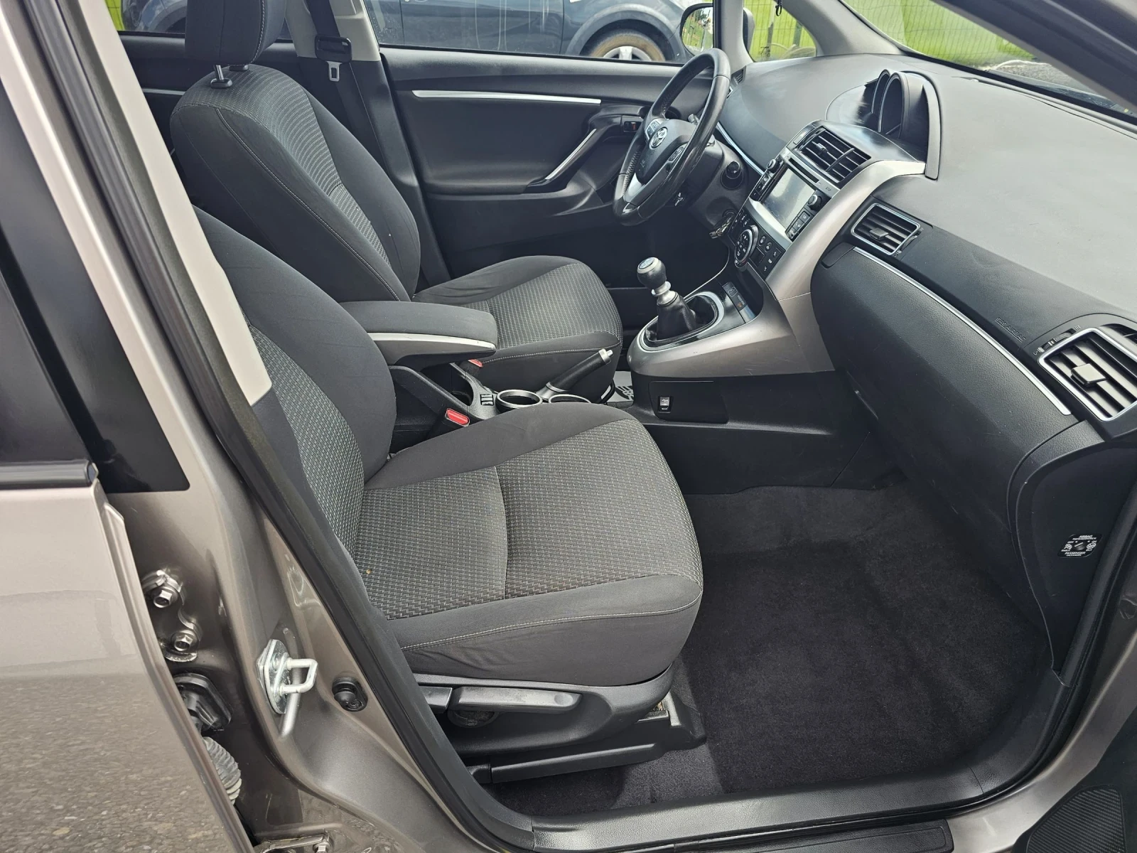 Toyota Verso 1.6D4D NAVI/PANORAMA | Mobile.bg � ����������� 11
