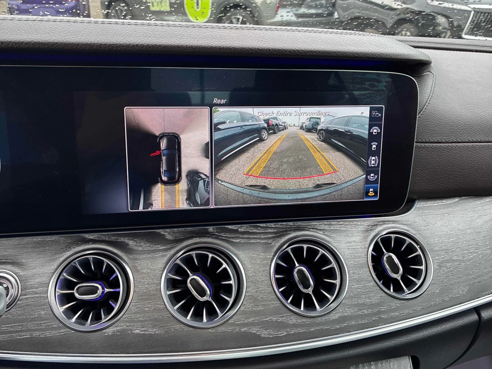 Mercedes-Benz CLS 450 ДОСТРОНИК * ПОДГРЕВ * ПАНОРАМА * 360 * BURMESTER, снимка 8 - Автомобили и джипове - 54901246