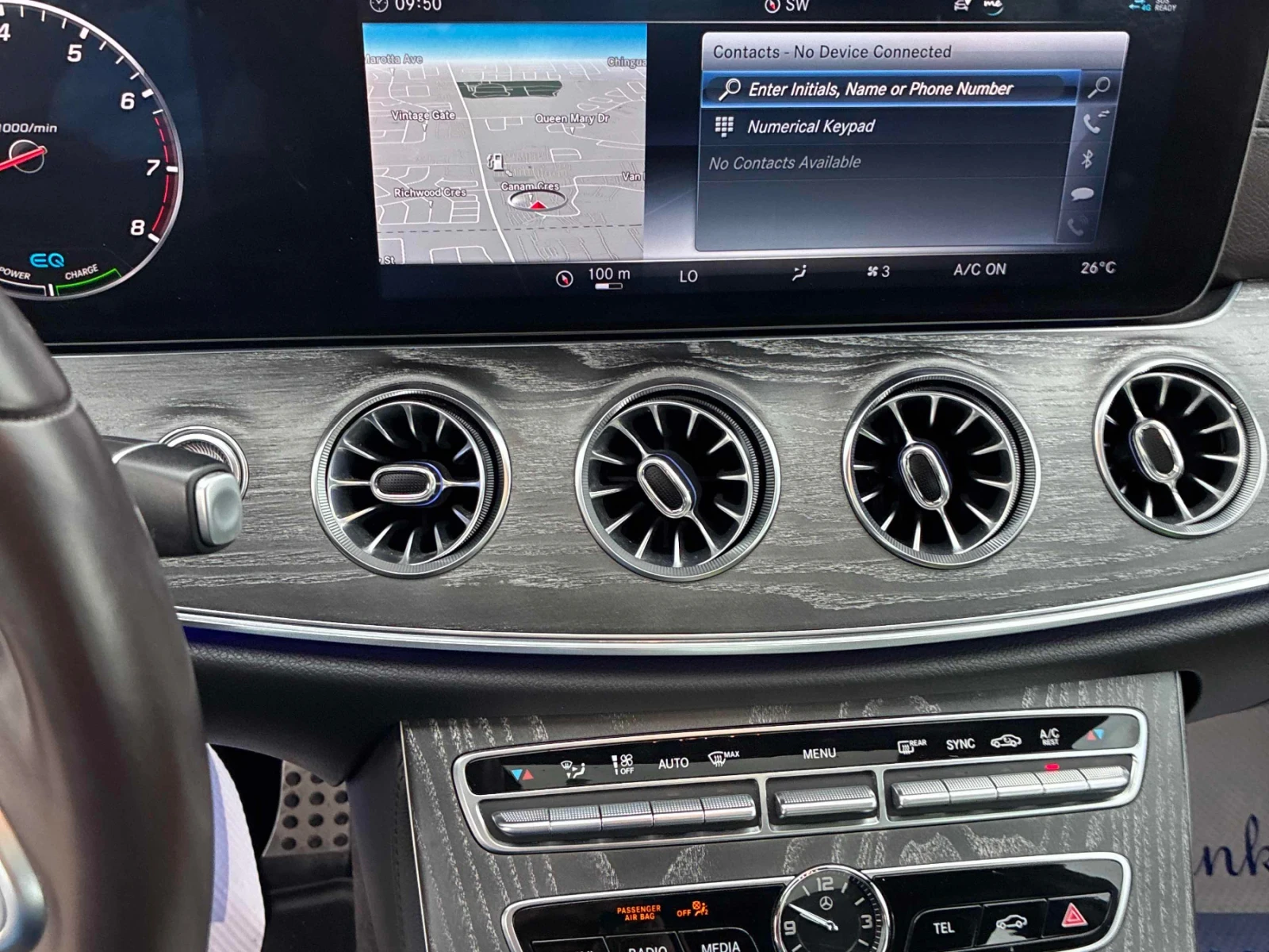 Mercedes-Benz CLS 450 ДОСТРОНИК * ПОДГРЕВ * ПАНОРАМА * 360 * BURMESTER, снимка 7 - Автомобили и джипове - 54901246