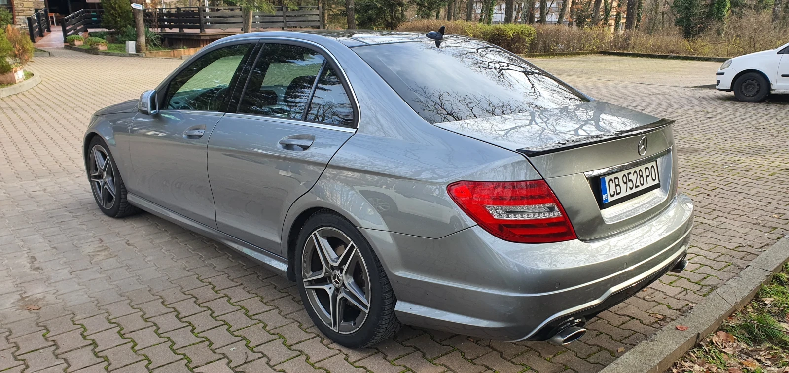 Mercedes-Benz C 350 4 matic AMG, снимка 17 - Автомобили и джипове - 54905083