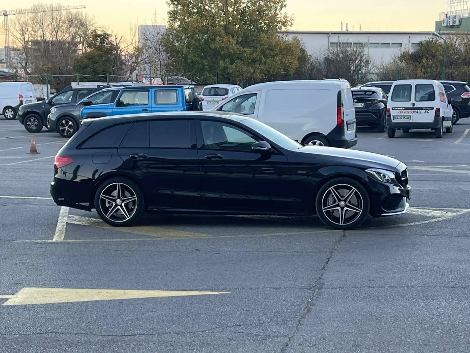 Mercedes-Benz C 450 AMG, снимка 12 - Автомобили и джипове - 55775987