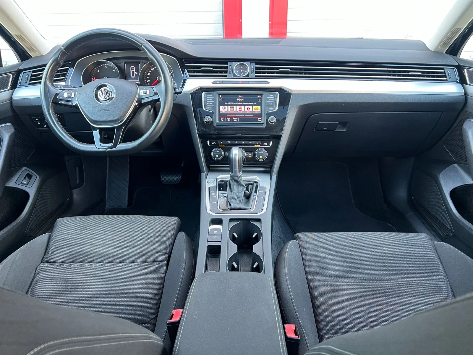 VW Passat 2.0TDI AUTOMATIK PANORAMA START STOP NAVI EVRO 6B , снимка 12 - Автомобили и джипове - 55852841