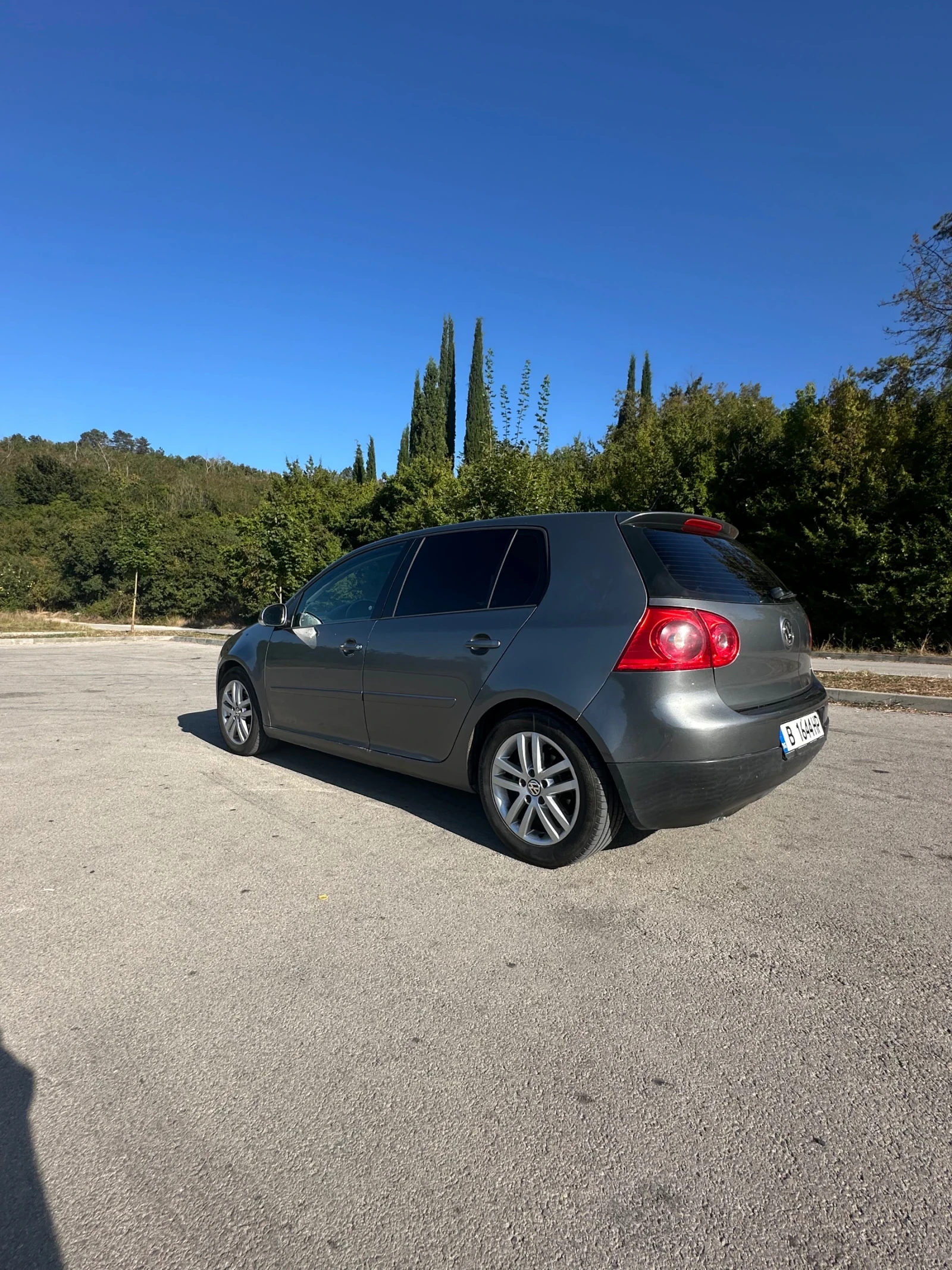 VW Golf, снимка 5 - Автомобили и джипове - 56011860