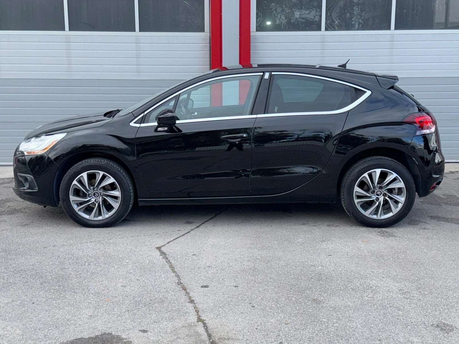 Citroen DS4 1.6E-HDI NAVI KLIMATRONIK 6-SPEED EVRO 5B ������!! | Mobile.bg � ����������� 6