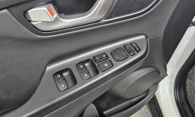 Hyundai Kona Gasoline 1.6 Turbo 2WD Smart, снимка 11