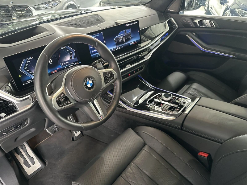 BMW X7 M60i/FACELIFT/ EXCLUSIV/H&K/ICONIC GLOW/SKY LOUNGE, снимка 10 - Автомобили и джипове - 48223128