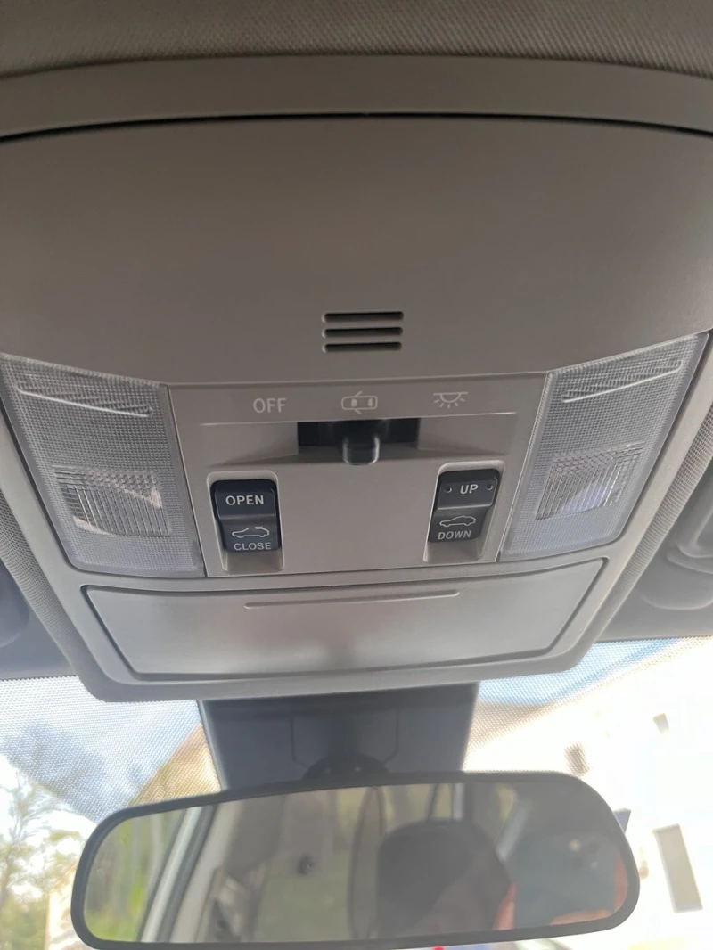 Toyota Rav4, снимка 8 - Автомобили и джипове - 52335088