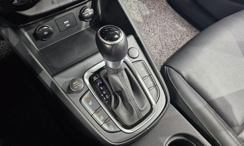 Hyundai Kona Gasoline 1.6 Turbo 2WD Smart, снимка 9 - Автомобили и джипове - 52112797
