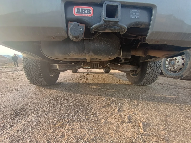 Nissan Pathfinder, снимка 15 - Автомобили и джипове - 52627617