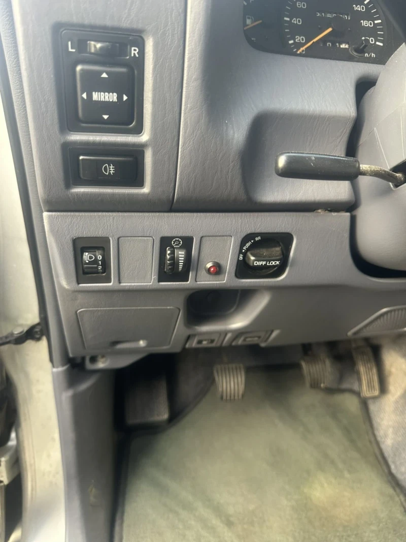 Toyota Land cruiser, снимка 8 - Автомобили и джипове - 52874862