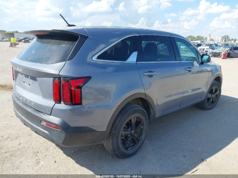 Kia Sorento AWD* Кеyless* Камера, снимка 5 - Автомобили и джипове - 52878435