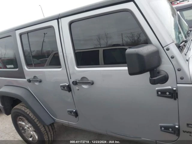 Jeep Wrangler  UNLIMITED SPORT, Минимална щета!, снимка 13 - Автомобили и джипове - 48787270