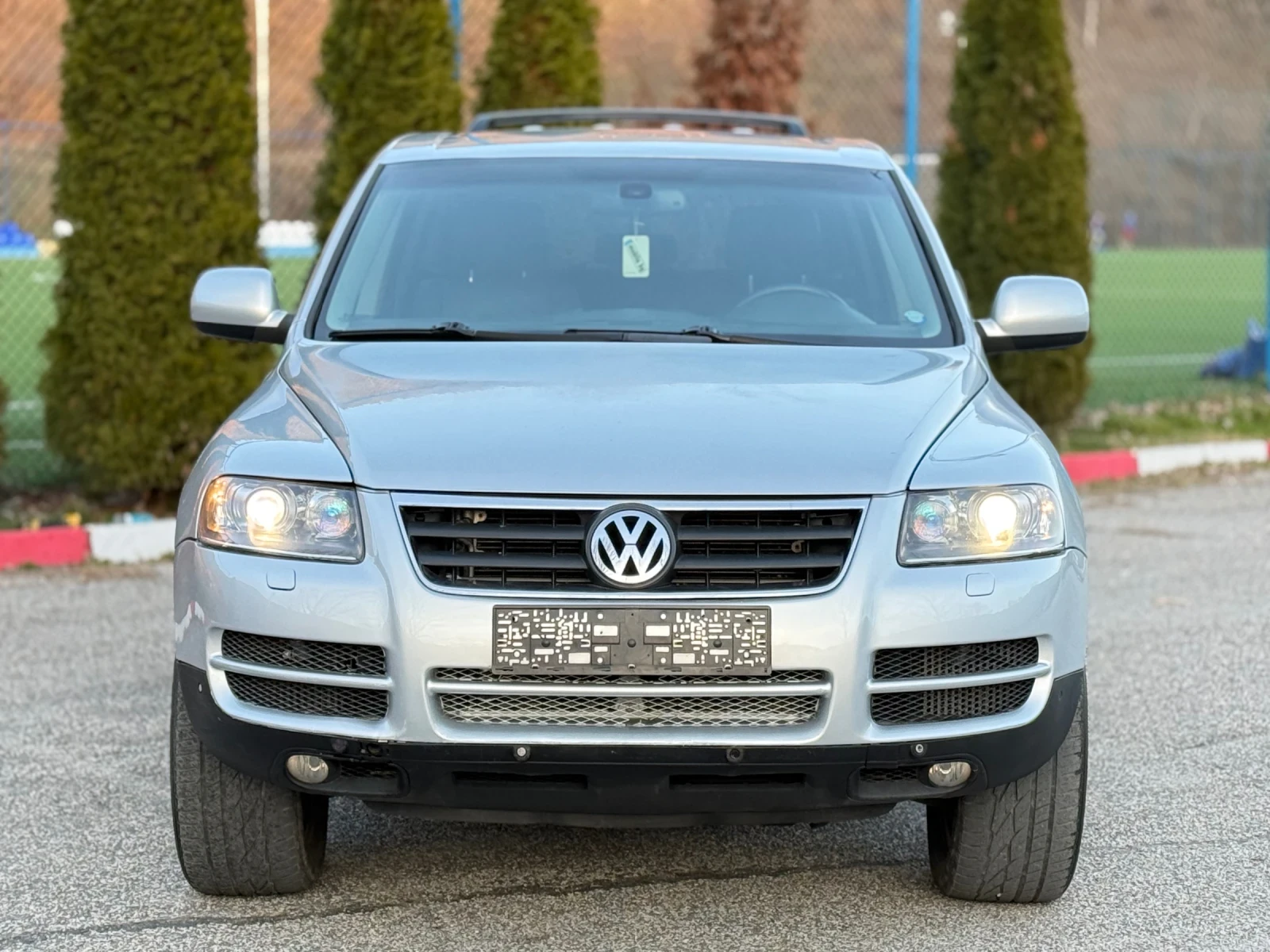 VW Touareg 3.0TDI V6* 4x4* Koja* Navigacia* Ksenon, снимка 3 - Автомобили и джипове - 53804055
