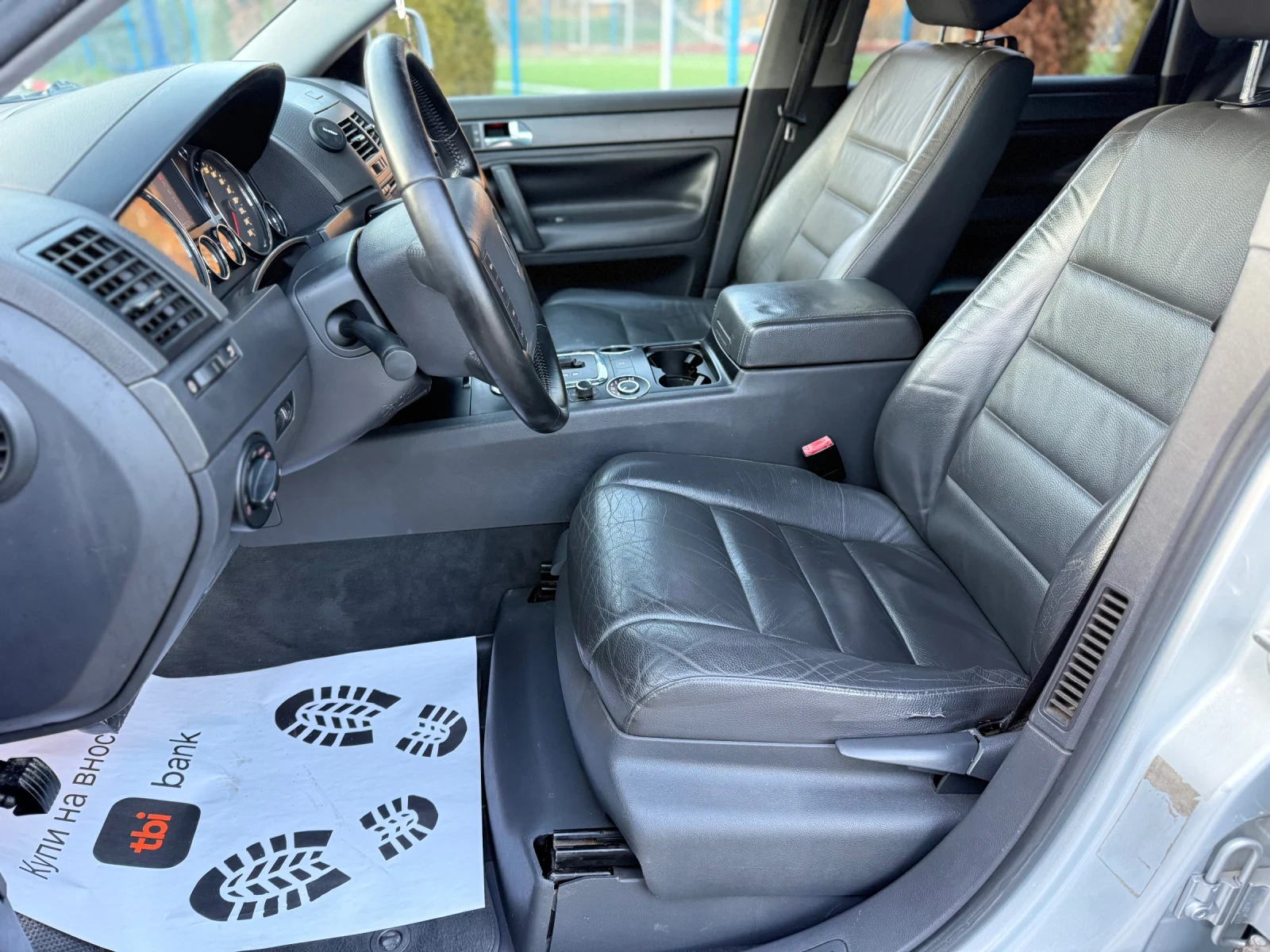 VW Touareg 3.0TDI V6* 4x4* Koja* Navigacia* Ksenon, снимка 11 - Автомобили и джипове - 53804055