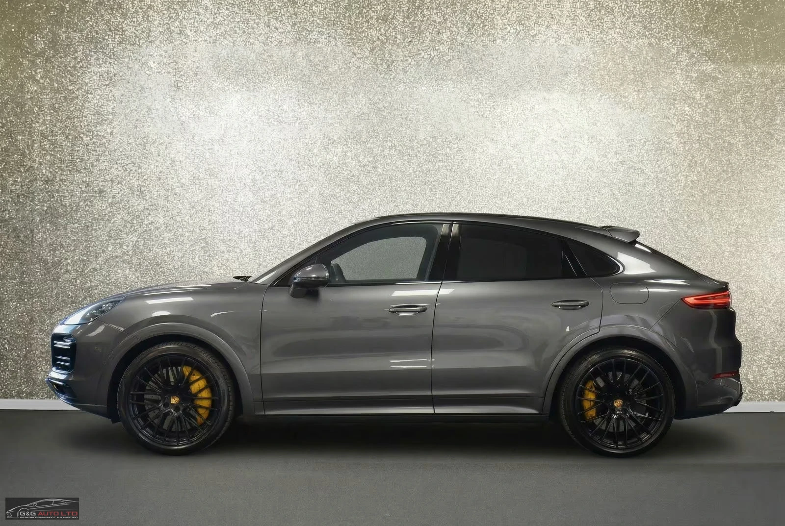 Porsche Cayenne TURBO-S-E/680HP/COUPE/360/TECHART/PANO/484z, снимка 2 - Автомобили и джипове - 54885453