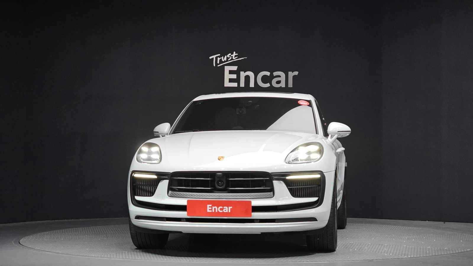 Porsche Macan S* ЕЛ. БАГАЖНИК* 360* ПОДГРЕВ ВОЛАН* КРАЙНА ЦЕНА, снимка 3 - Автомобили и джипове - 55227137