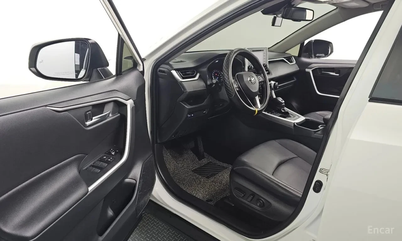 Toyota Rav4 * 2.5 2WD Hybrid * КРАЙНА ЦЕНА ДО БЪЛГАРИЯ, снимка 10 - Автомобили и джипове - 55834260
