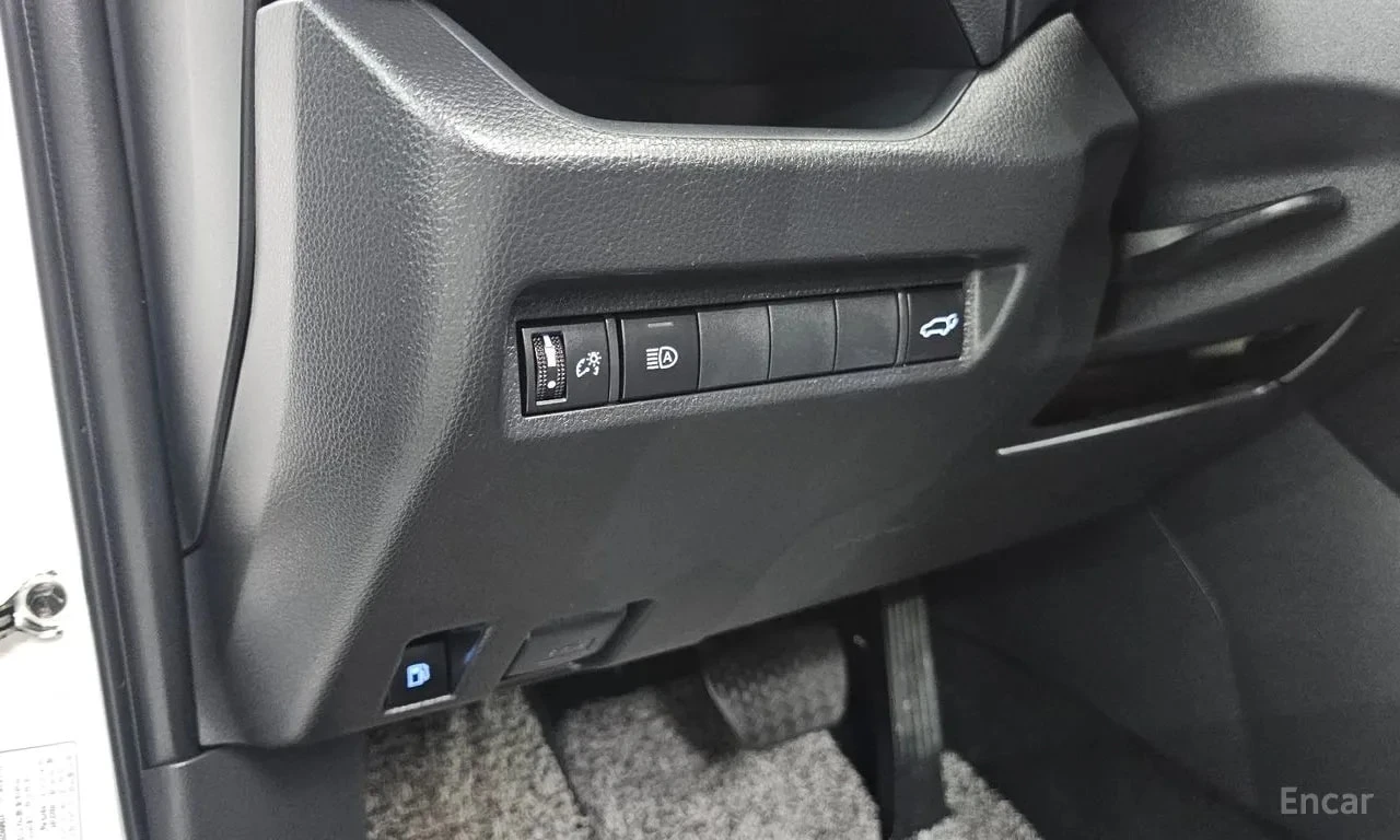 Toyota Rav4 * 2.5 2WD Hybrid * КРАЙНА ЦЕНА ДО БЪЛГАРИЯ, снимка 16 - Автомобили и джипове - 55834260
