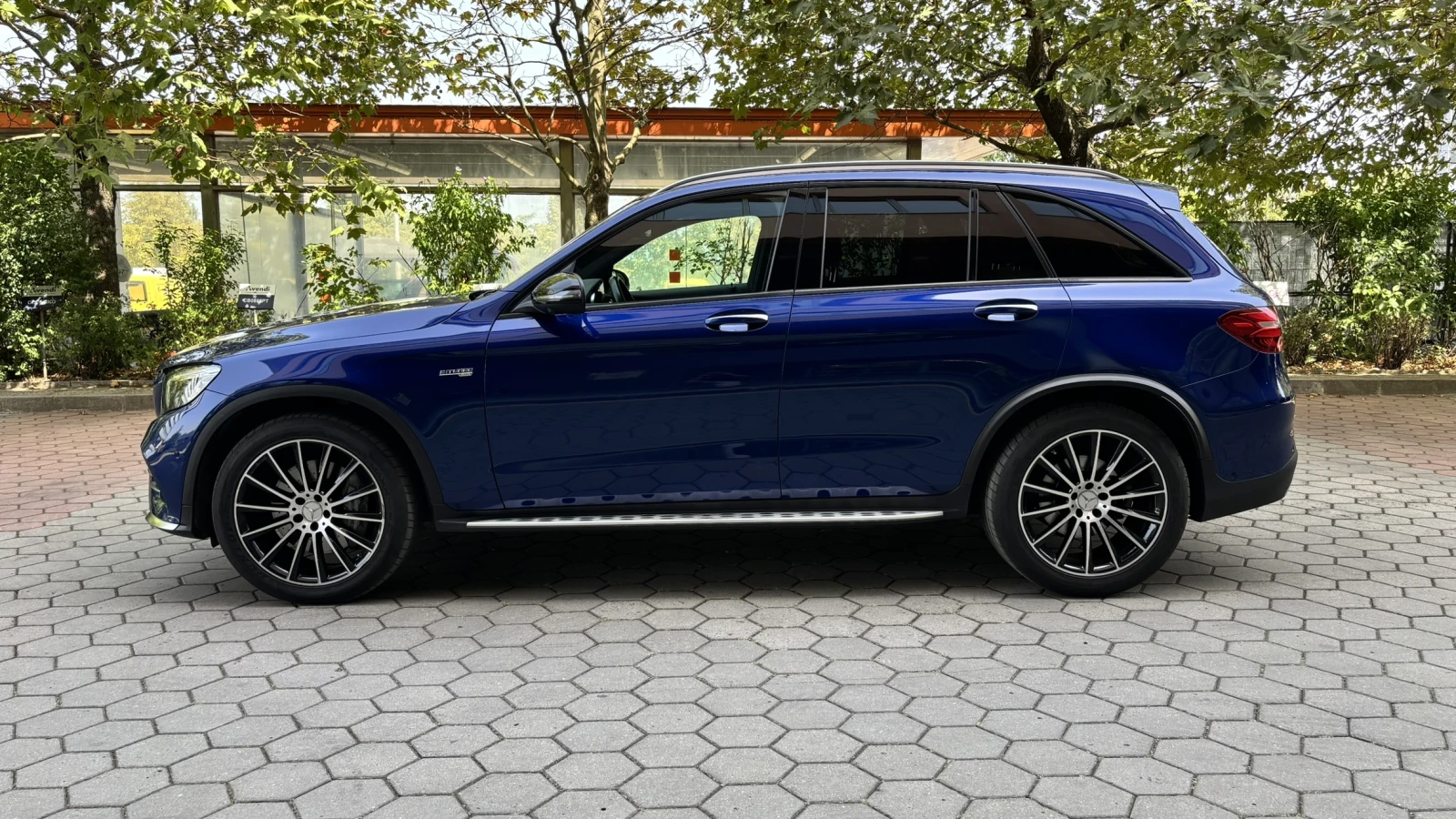 Mercedes-Benz GLC 43 AMG 4MATIC, снимка 3 - Автомобили и джипове - 55906256