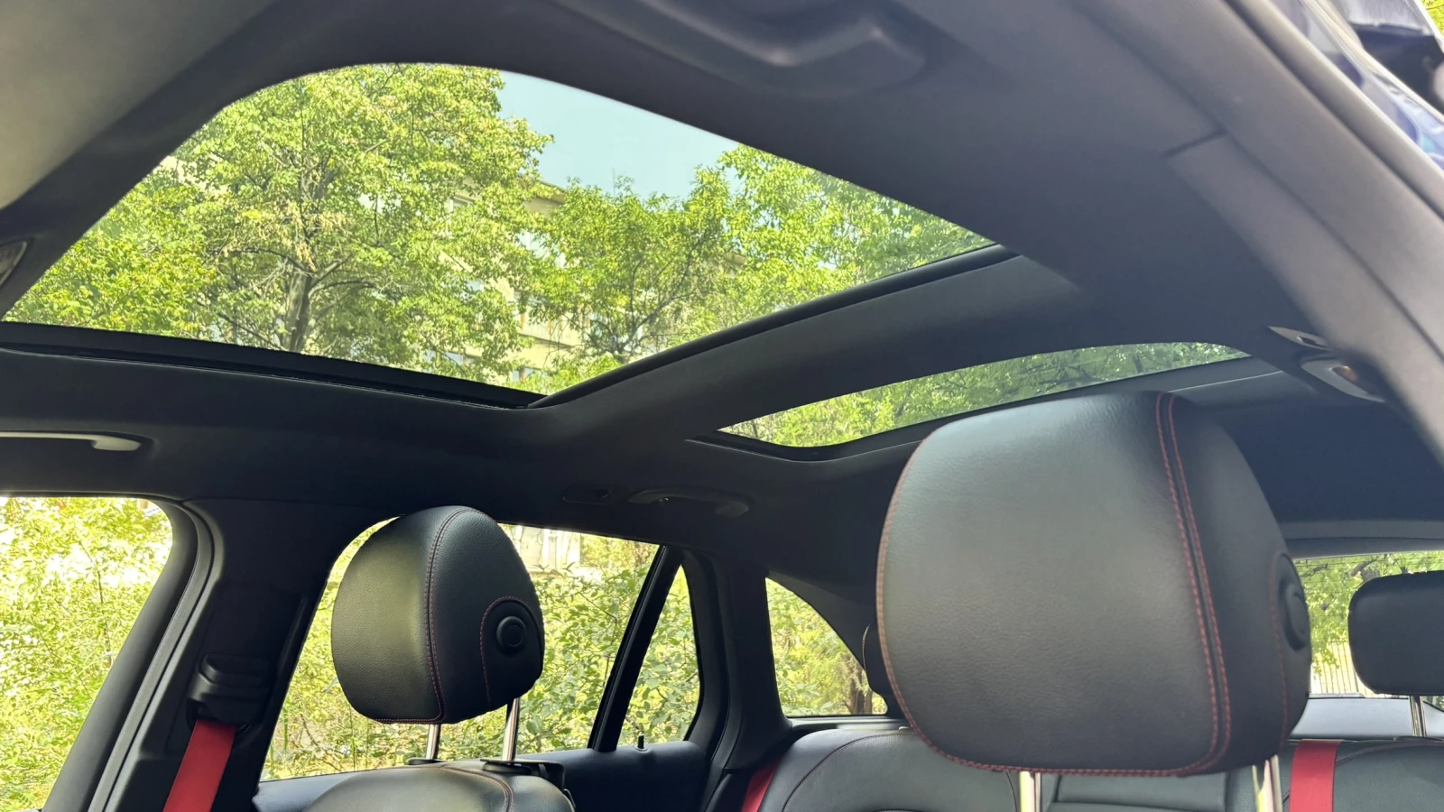 Mercedes-Benz GLC 43 AMG 4MATIC, снимка 12 - Автомобили и джипове - 55906256