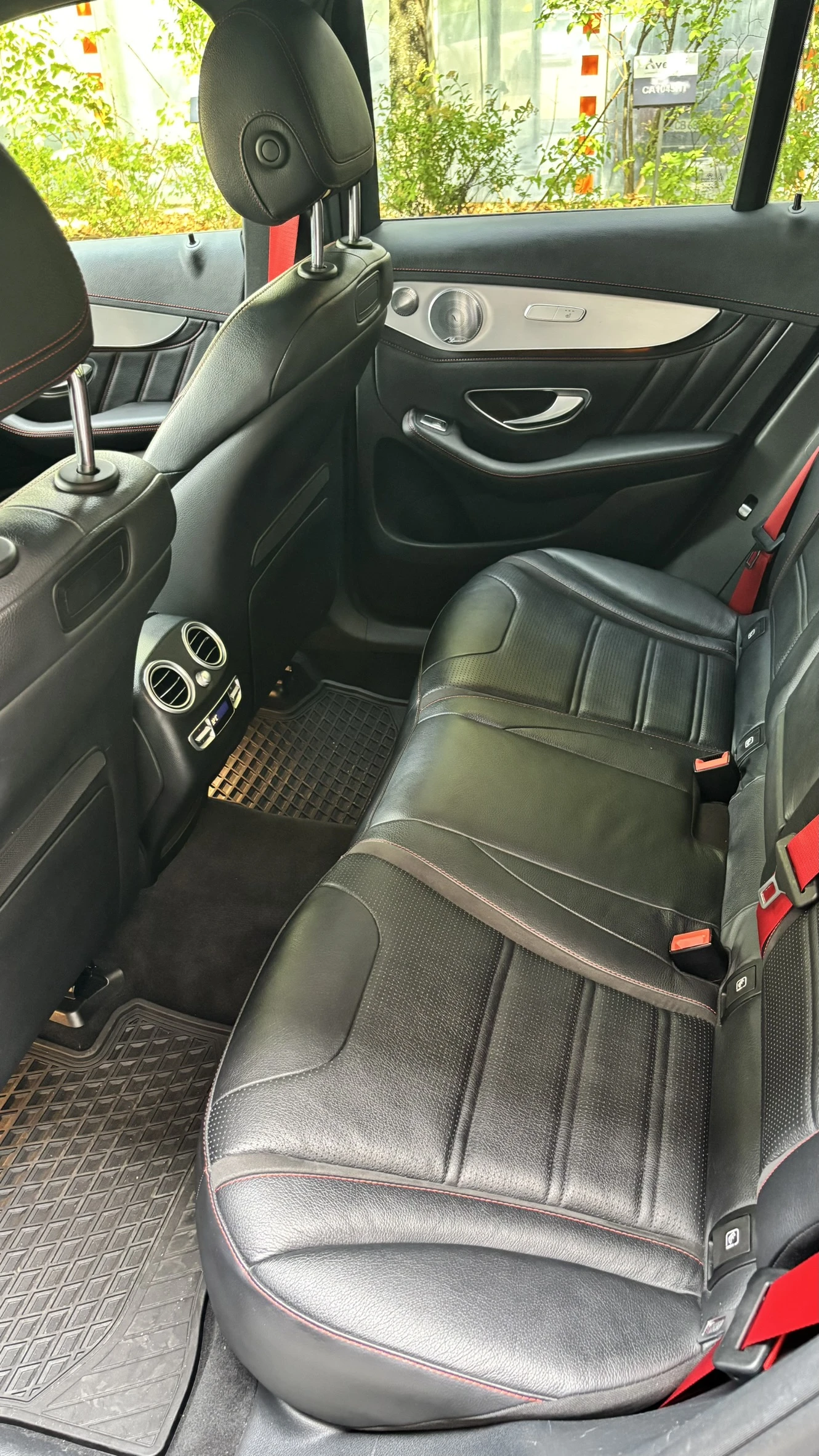Mercedes-Benz GLC 43 AMG 4MATIC, снимка 11 - Автомобили и джипове - 55906256