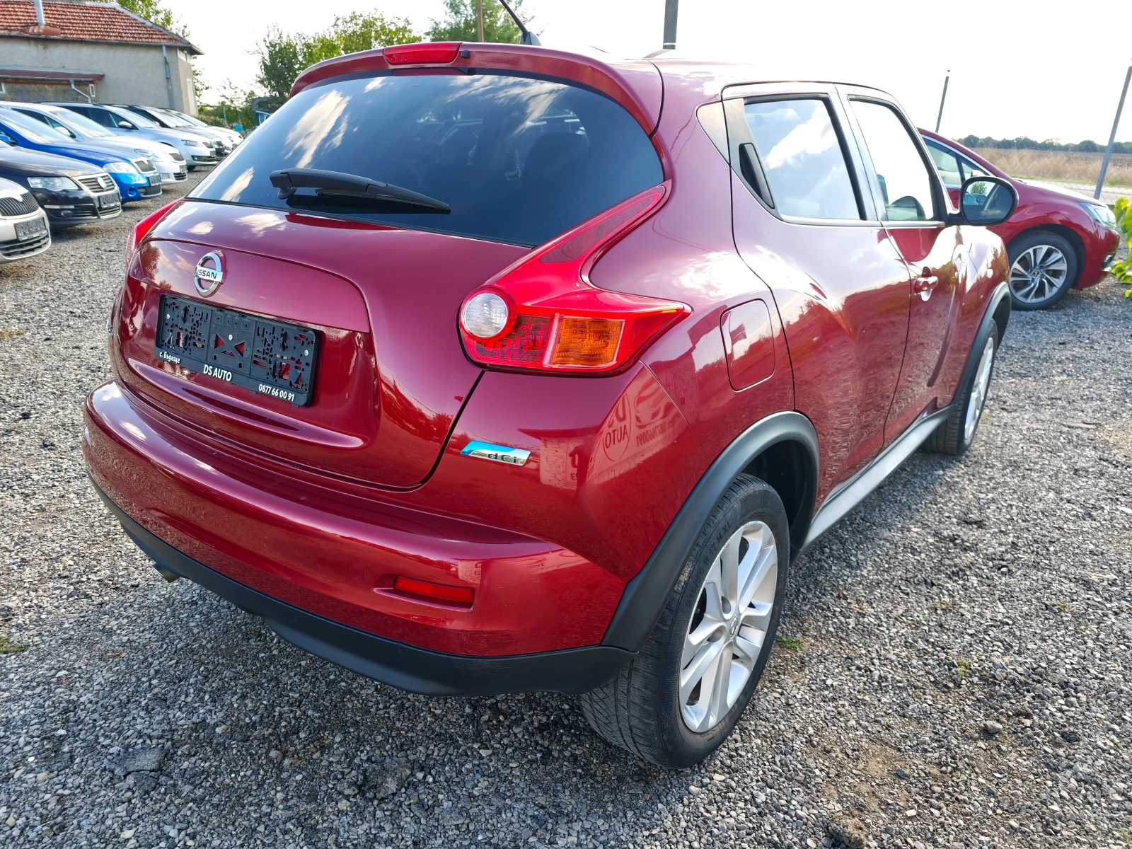 Nissan Juke 1.5DCI, снимка 5 - Автомобили и джипове - 56225545
