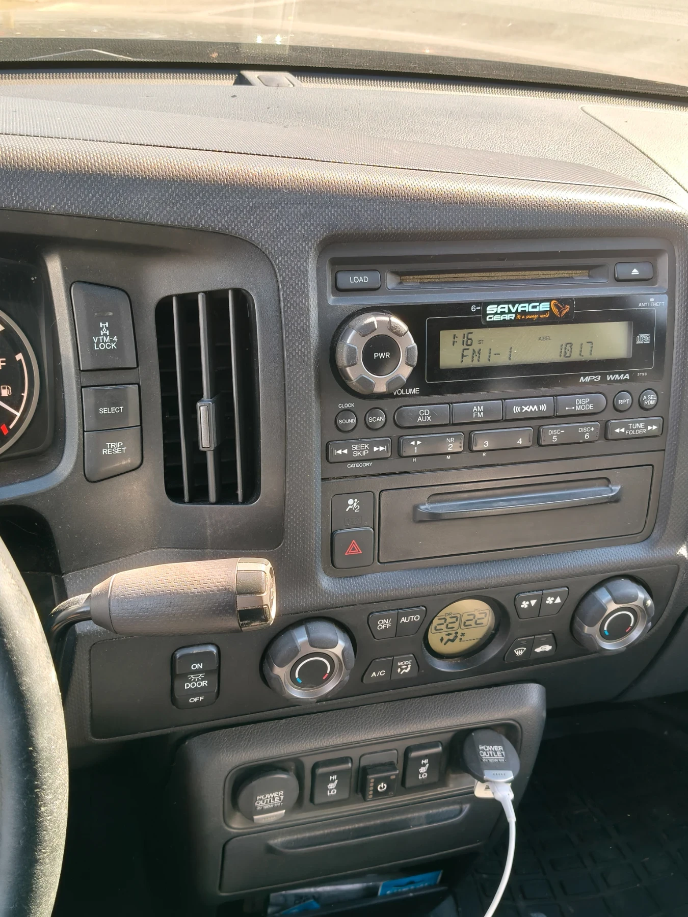 Honda Ridgeline RTL, снимка 8 - Автомобили и джипове - 56359156