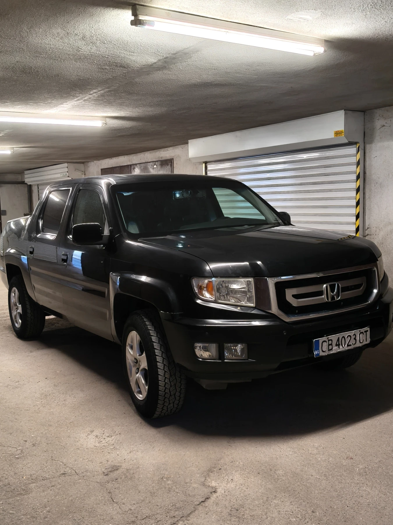 Honda Ridgeline RTL, снимка 6 - Автомобили и джипове - 56359156