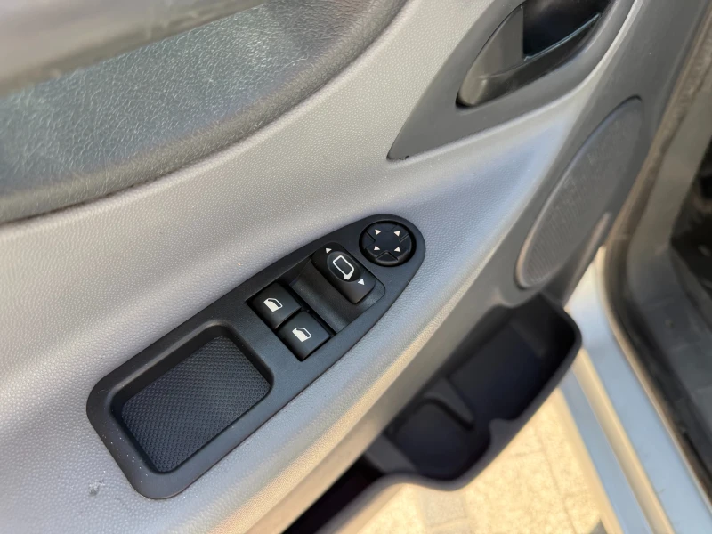 Peugeot Expert 1.6HDI Товаропътнически 6-местен Климатик , снимка 14 - Бусове и автобуси - 51666790