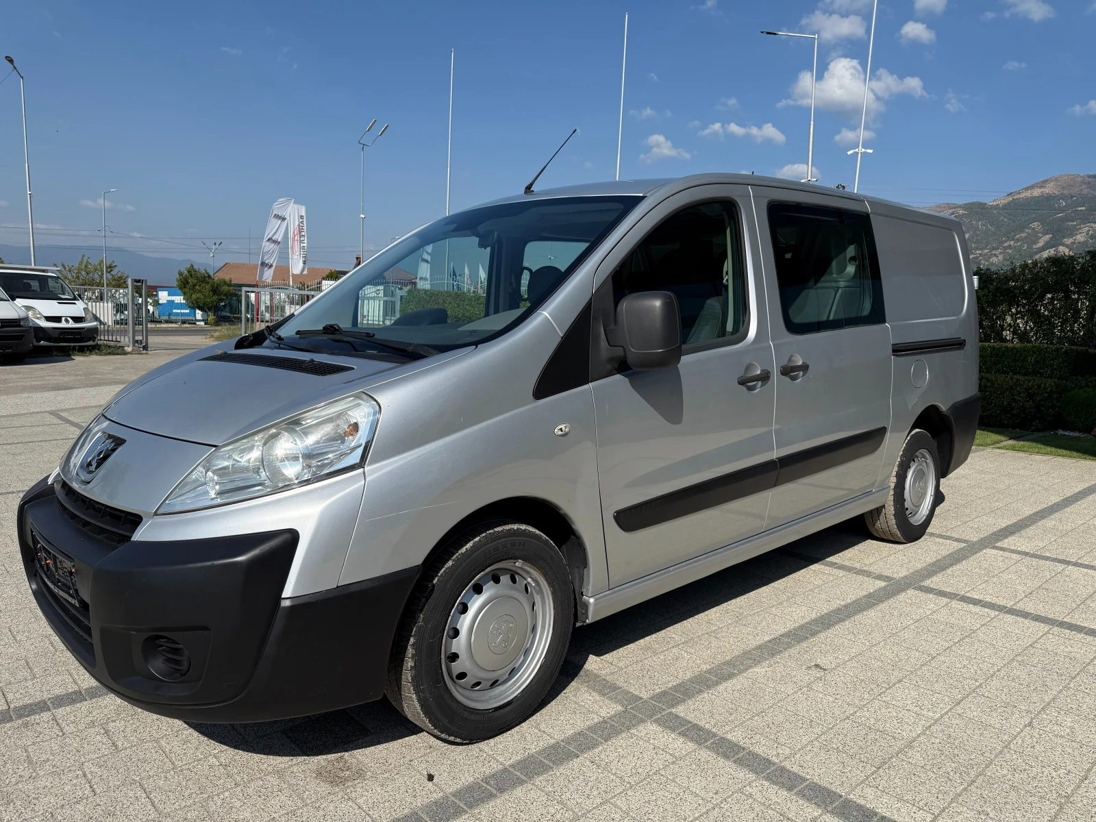 Peugeot Expert 1.6HDI Товаропътнически 6-местен Климатик  - изображение 3