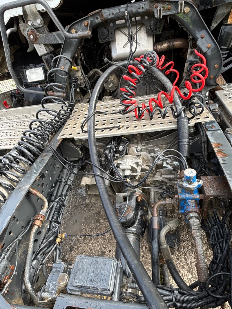 Mercedes-Benz Actros, снимка 9 - Камиони - 52106569