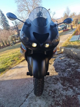 ������ Kawasaki Zzr