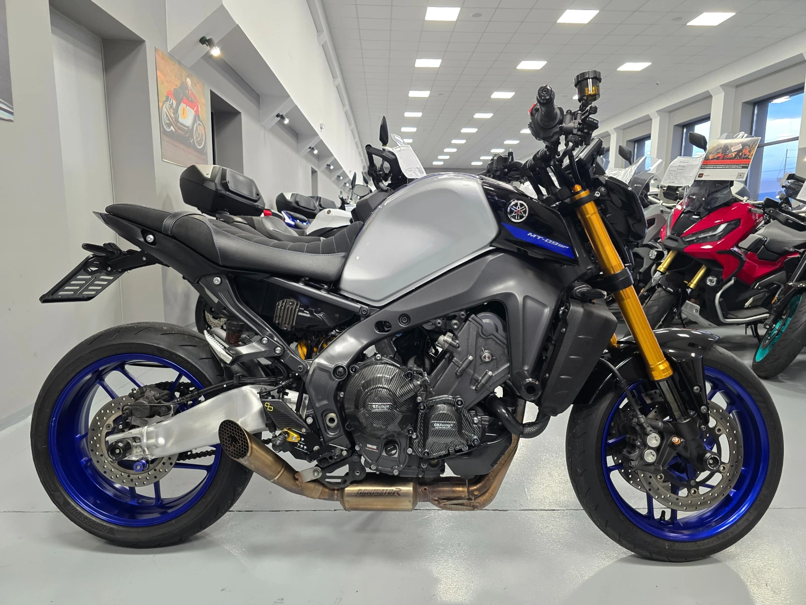 Yamaha Mt-09 SP, ABS-TCS, кат. А2-35kw, 12.2022г., снимка 3 - Мотоциклети и мототехника - 54131078