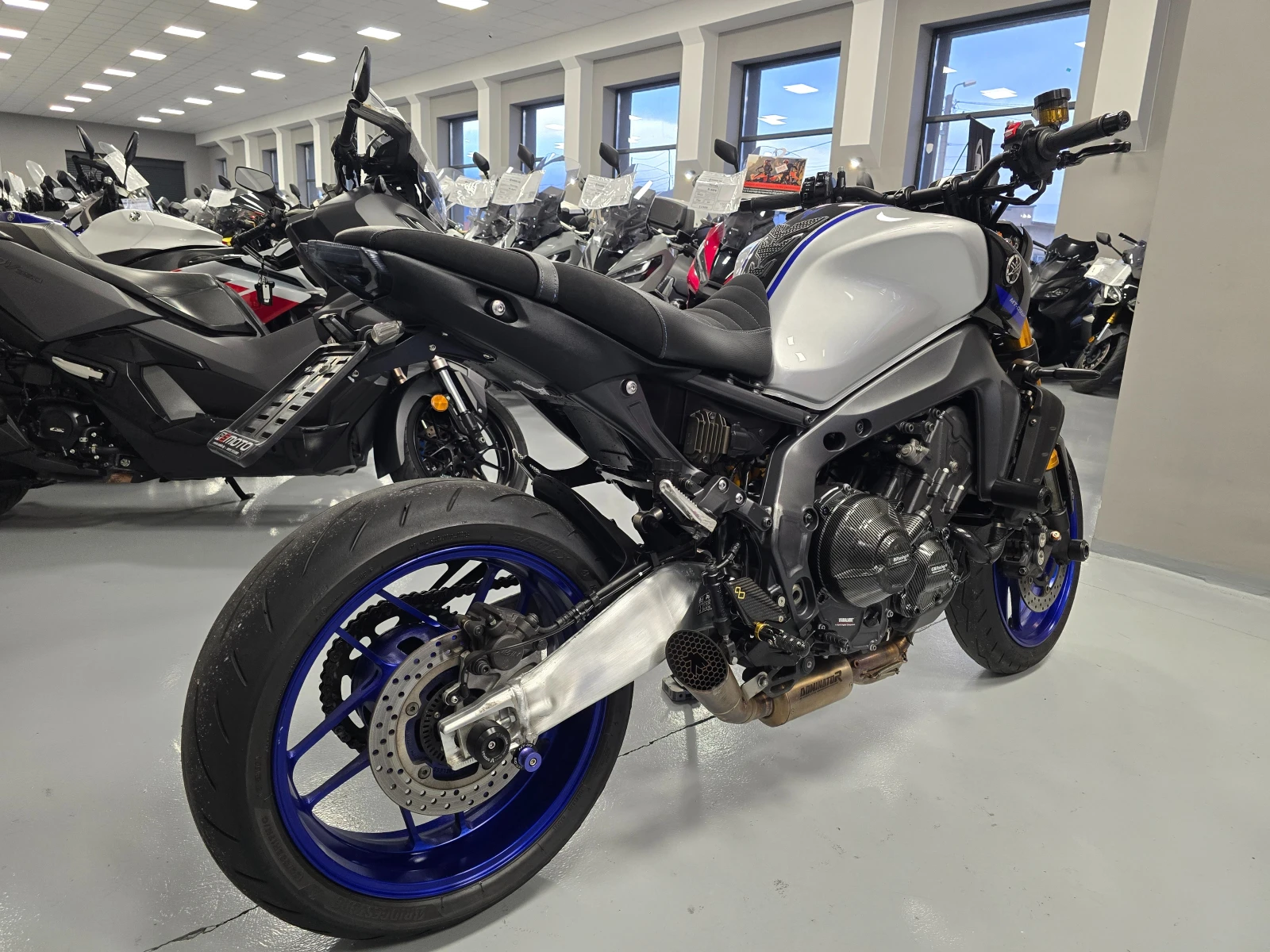 Yamaha Mt-09 SP, ABS-TCS, кат. А2-35kw, 12.2022г., снимка 4 - Мотоциклети и мототехника - 54131078
