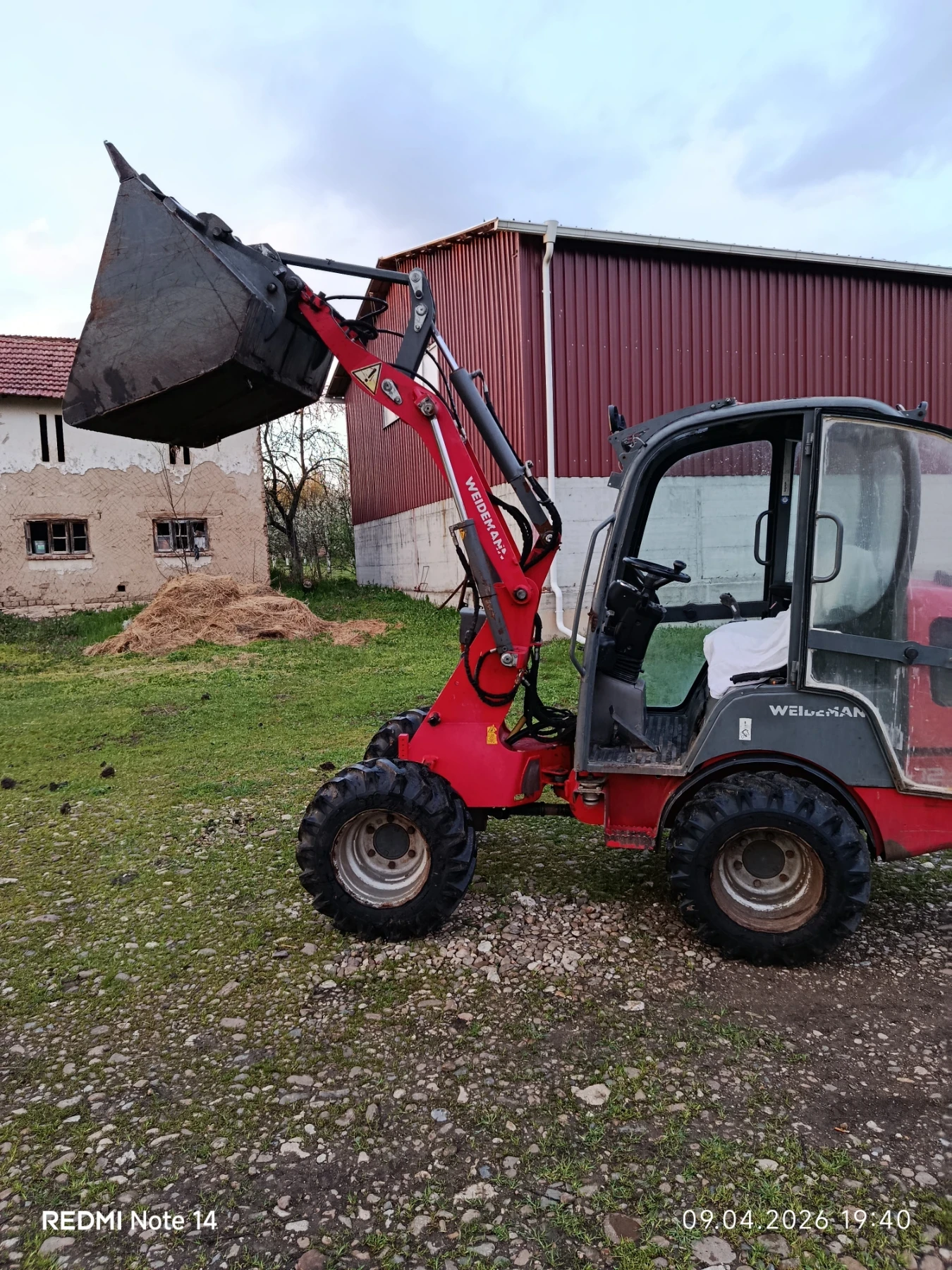 Телескопичен товарач Weidemann 1280