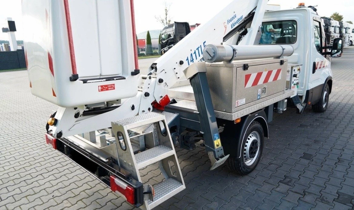 Автовишка Друга марка Iveco Daily Спешно - изображение 9