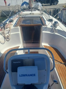 Ветроходна лодка Bavaria 32, снимка 8